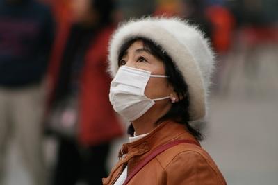 Смог в Пекине: власти просят людей оставаться дома
