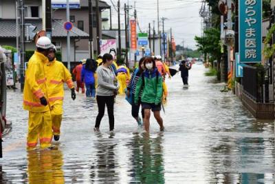 Япония объявила тревогу из-за циклона «Кило»