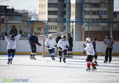 Во Владивостоке продолжается приём заявок на турнир по дворовому хоккею