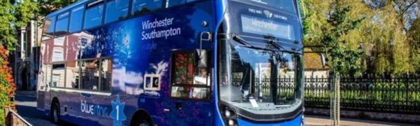 По улицам Британии ездит автобус, очищающий воздух