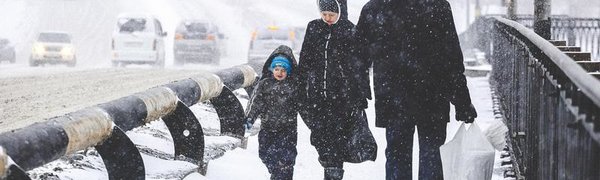 Власти Владивостока рекомендуют сократить рабочий день из-за снегопада