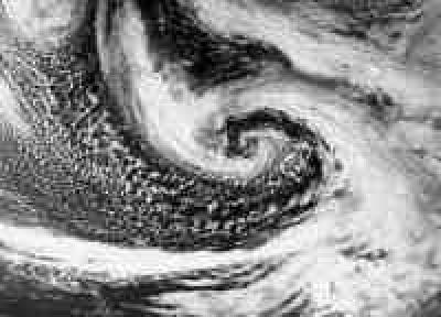 Циклон бушует на южных берегах Камчатки