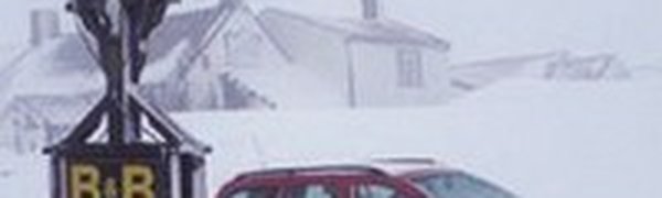 Больше недели просидели британцы в занесенном снегом пабе