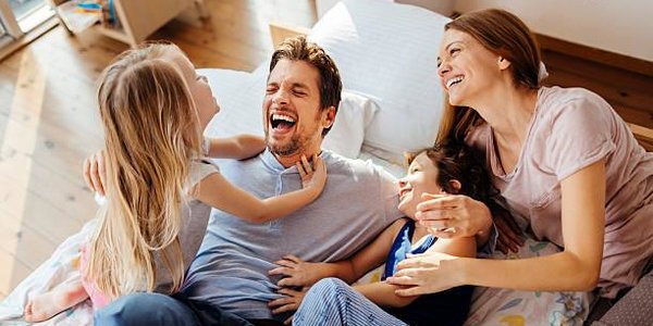 В России с 1990 года доля счастливых людей увеличилась вдвое