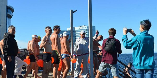 В акватории залива Петра Великого пройдет трехдневный экологический заплыв