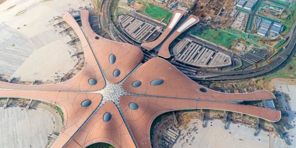 В Китае построили самый большой аэропорт мира (ФОТО)