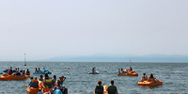 Отрог малоподвижного антициклона направлен на Приморье