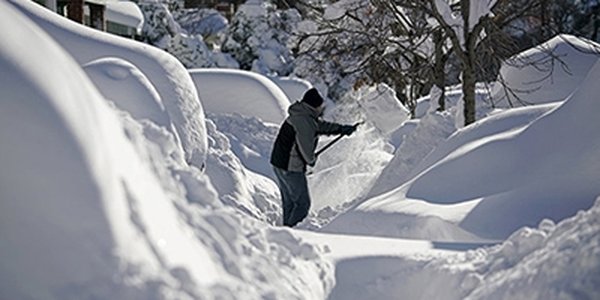 До 3 миллиардов долларов придется потратить на устранение последствий снежной бури в США