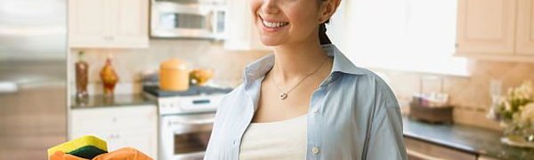 В 70 % российских семей женщины делают почти всю работу по дому