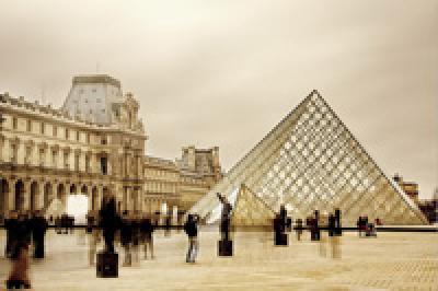 Лувр намерен спасти шедевры искусства от наводнения