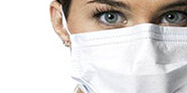 Главный санитарный врач РФ советует россиянам носить марлевые повязки