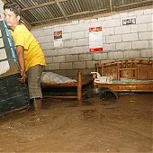 Тайфун KETSANA вызвал сильнейшее наводнение на Филиппинах (ФОТО) 