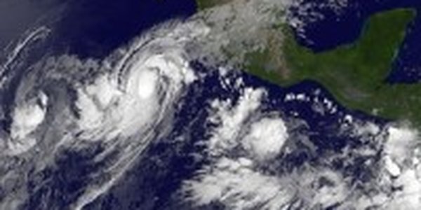 Ураган «Джова» усилился до второй категории опасности