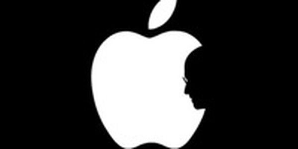 Поклонники предлагают сделать лик Джобса частью логотипа Apple