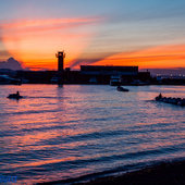 Во Владивостоке открылся уличный кинотеатр