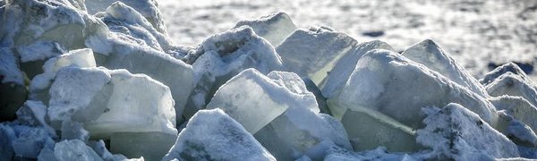 Сильный ветер не позволяет окрепнуть льду в Амурском и Уссурийском заливе