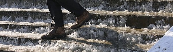 В понедельник в Приморье ожидается снег, возможна гололедица