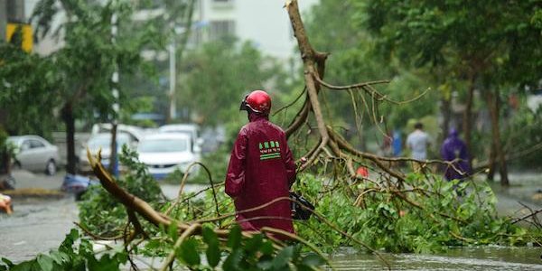Тайфун «Сарика» обрушился на Южный Китай
