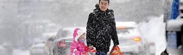 Снежный шторм в Китае оставил без света 120 тысяч человек