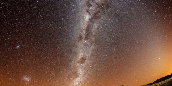 Сегодня можно увидеть редкое астрономическое явление: зодиакальный свет