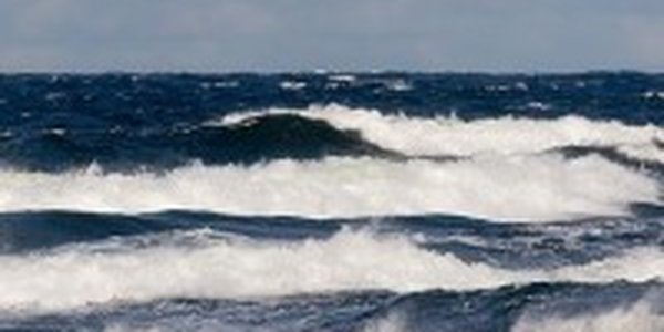 Охотское море штормит