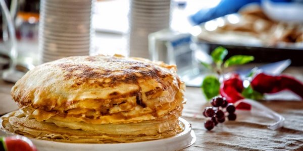 С 16 февраля жители Приморья отмечают Масленицу