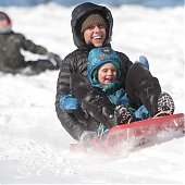 Чрезвычайная ситуация объявлена в трех штатах США из-за снегопадов