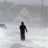 Чрезвычайная ситуация объявлена в трех штатах США из-за снегопадов