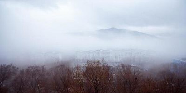 Туман и прохладный морской воздух пришли на побережье Приморья