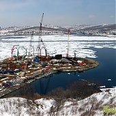 Весна на стройке моста на о.Русский (ФОТО)