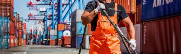 Рассказать о тружениках моря в проекте LookAtVladivostok.ART