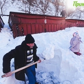 Снежная стихия устроила разгул в Приморье