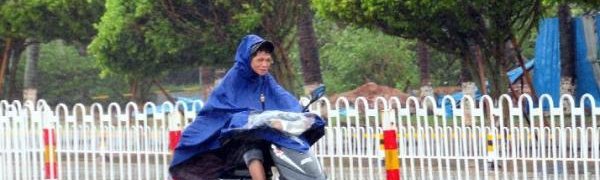 Жизнь в Гонконге замерла из-за тайфуна