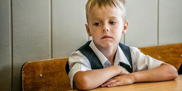 В 65 школах Приморья перенесли начало учебного года из-за тайфуна