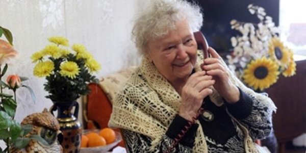 Ветераны Великой Отечественной войны могут бесплатно позвонить однополчанам