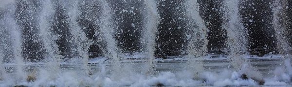 Приморские спасатели взрывают лёд на реках