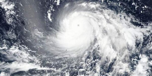 Тайфун «Фанфон» обрушился на Филиппины, есть жертвы