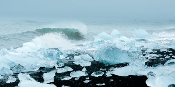 На Дальнем Востоке продолжает штормить циклон