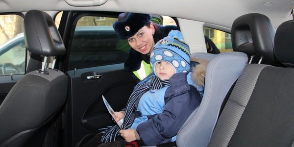 Массовые проверки водителей устроит ГИБДД Приморья 16 февраля