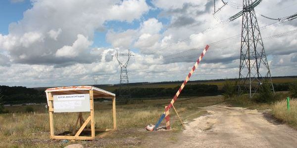 На пляжах Владивостока незаконно взимают плату за въезд