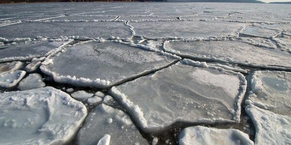 В Приморье ожидается взлом и подвижка припайного льда