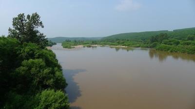 На реке Раздольная и её притоках начался интенсивный спад уровня воды