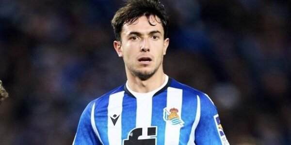 «Барселона» нацелилась на Мартина Субименди. Каталонцам нужна замена Бускетсу 