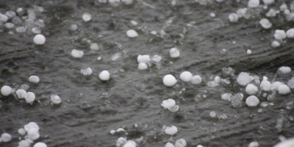 Прошедшей ночью на западе Приморья выпал град (ВИДЕО)