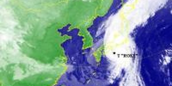 «ROKE» обрушился на юг Японии
