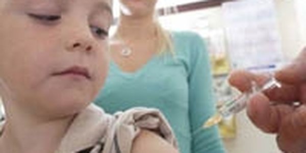 Приморских школьников начинают прививать от гриппа