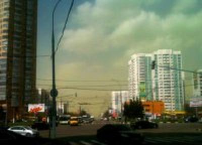 Зеленое облако, окутавшее Москву, направилось на Черноземье