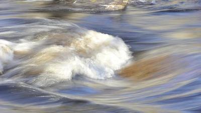 На реках Приморья начался спад уровней воды