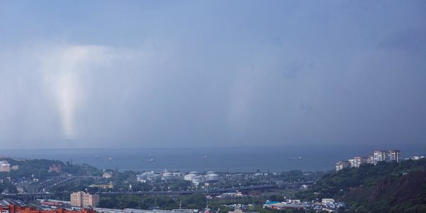 С середины недели над Приморьем начнут греметь грозы