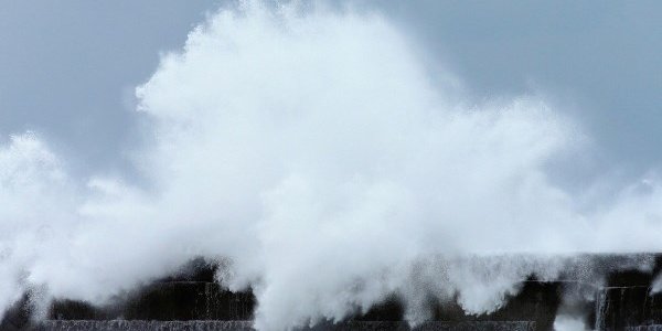 На Японию надвигается разрушительный тайфун «Ноул»